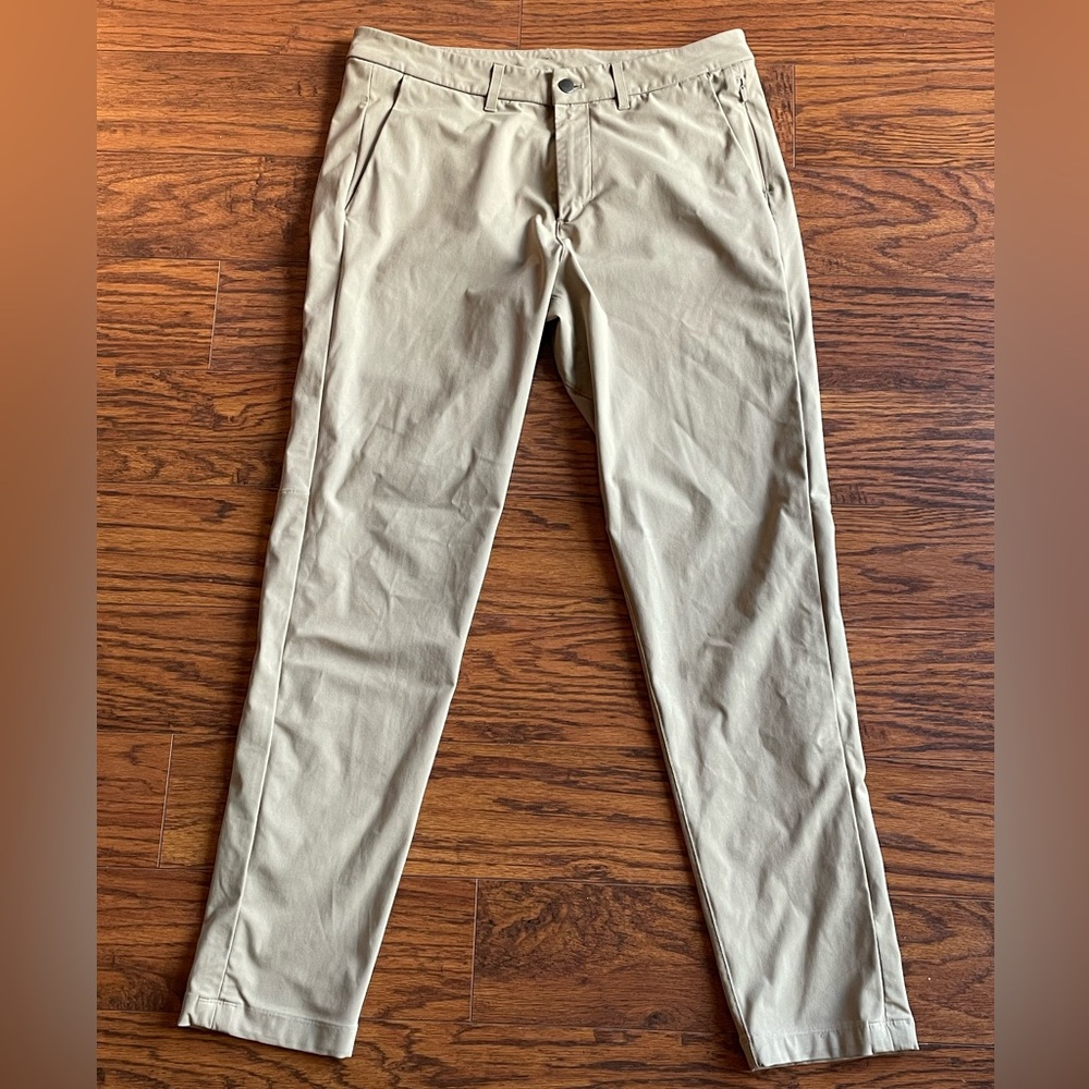 LuluLemon Men’s Commission Slim Pants / Tan / W:34 L: 31